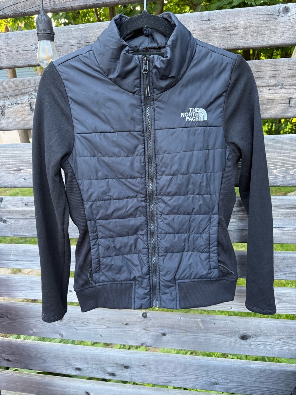 The North Face Women's Black Quilted Hybrid Lightweight Jacket